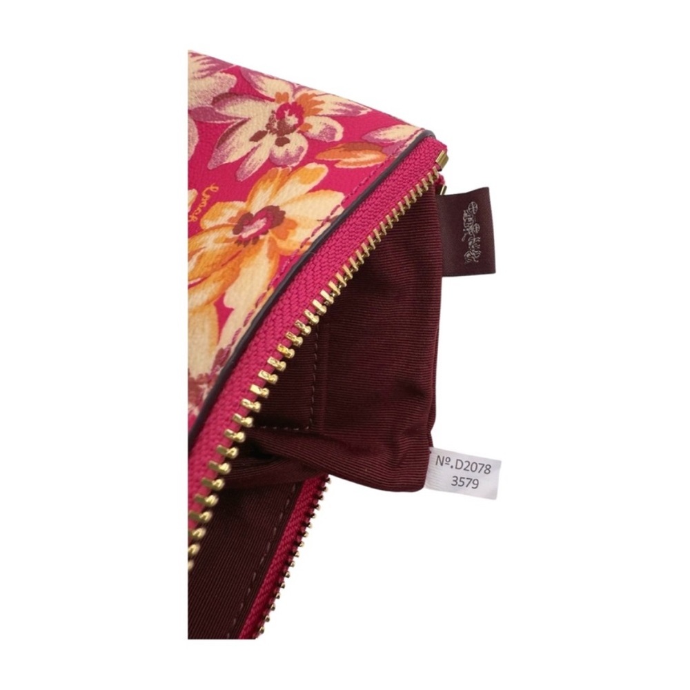 NWT Coach Pink Floral Wristlet - Picture 11 of 13
